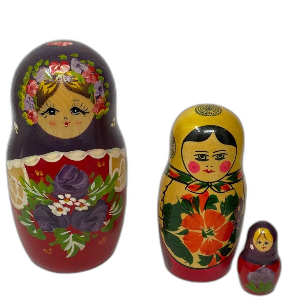Vintage Hand Painted Russian Dolls Turned Wood Matrojka 3pcs. Handmade Trinket